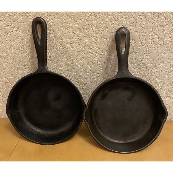Set Of 2 VINTAGE CAST IRON SKILLETs 6 1/2 INCH Primitive Decor - Picture 1 of 5